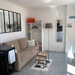 Studio Et Son Rooftop Panoramique Prive, Saint Raphael, Antheor, Plage Et Gare A Pieds